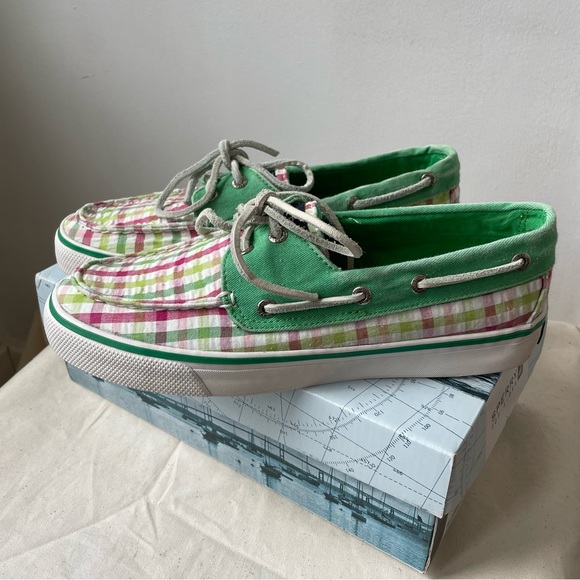 Seersucker Spring Sperry 🌸 - Picture 13 of 13